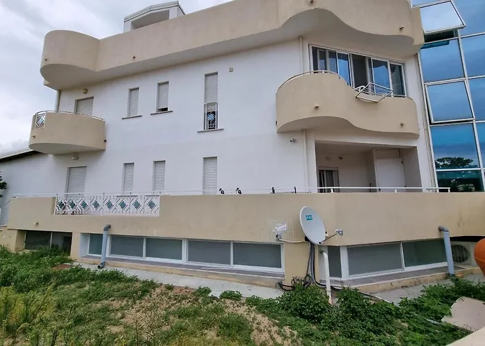 Resort: Oltremare Giovino