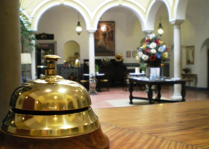 Hotel all'aeroporto: Hotel Abanico Casa Palacio