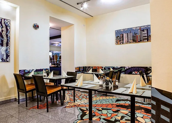 Hotel 4 stelle: Grand Hotel Downtown