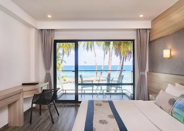 Hotel: Kaani Grand Seaview