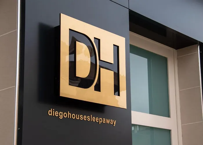 Albergo economico: Diegohousesleepaway