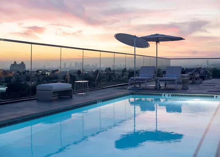 Hotel vicino al College: The Godfrey Hotel Hollywood
