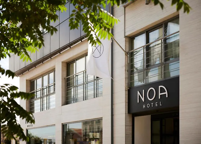 Noa Hotel