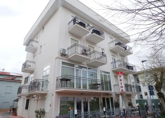 Hotel all'aeroporto: Hotel Frida