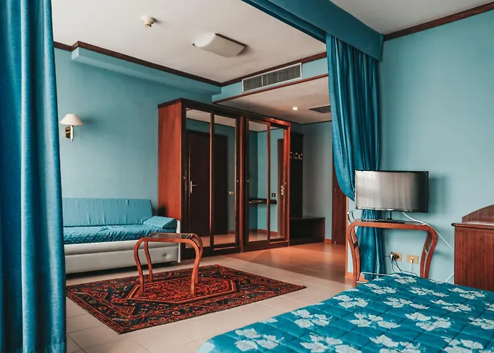  Dante Family Spa Resort