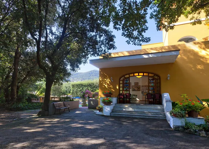 Hotel Cleopatra