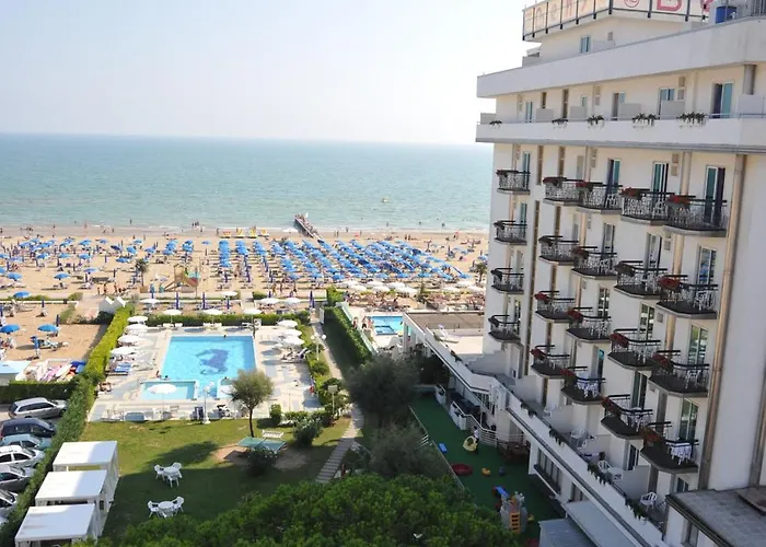 Hotel Jacuzzi: Hotel Beny