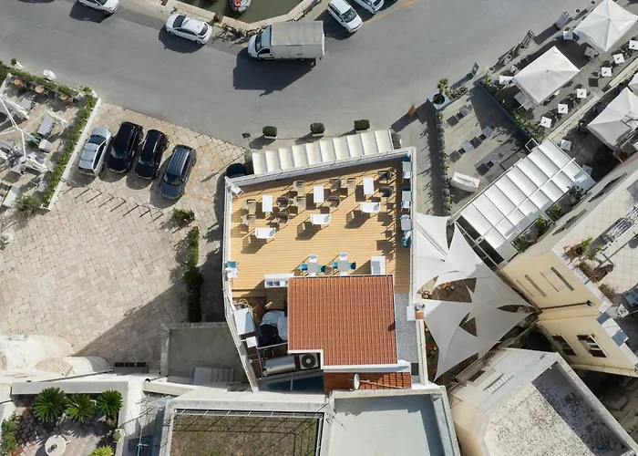Hotel 4 stelle: La Banchina Luxury Suites