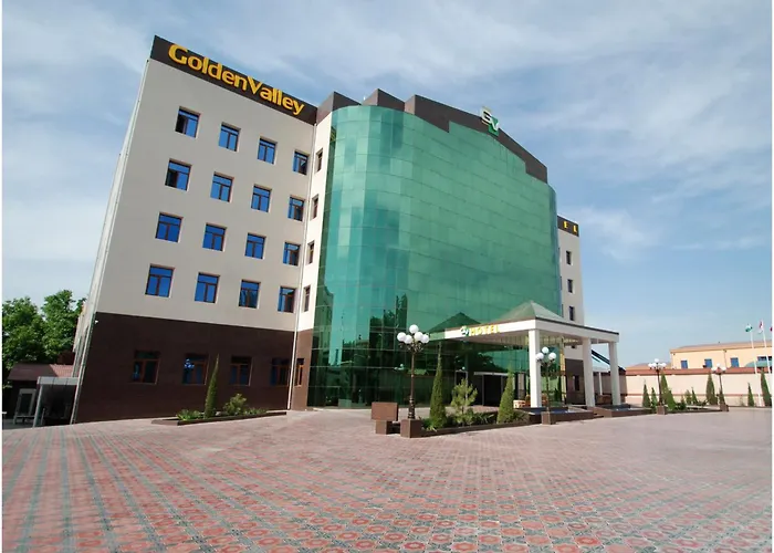 Golden Valley Hotel