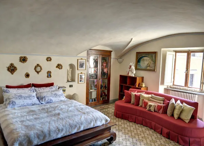 Casa vacanza: Residenze d'Epoca Palazzo Coli Bizzarrini