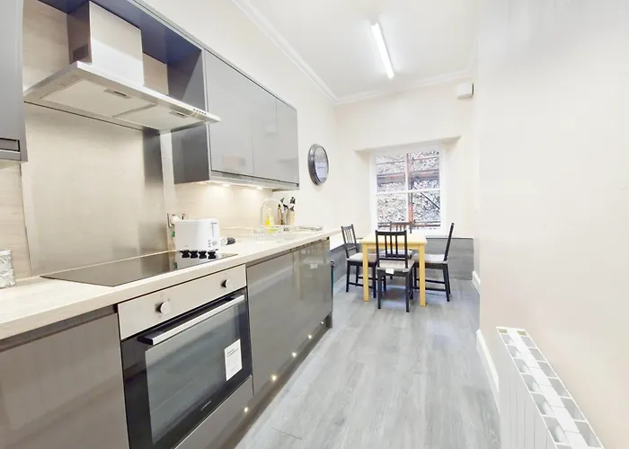 Edinburgh Backpackers - Over 18S Only