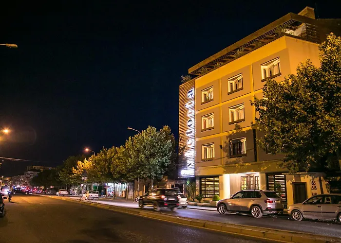 Victoria Tirana