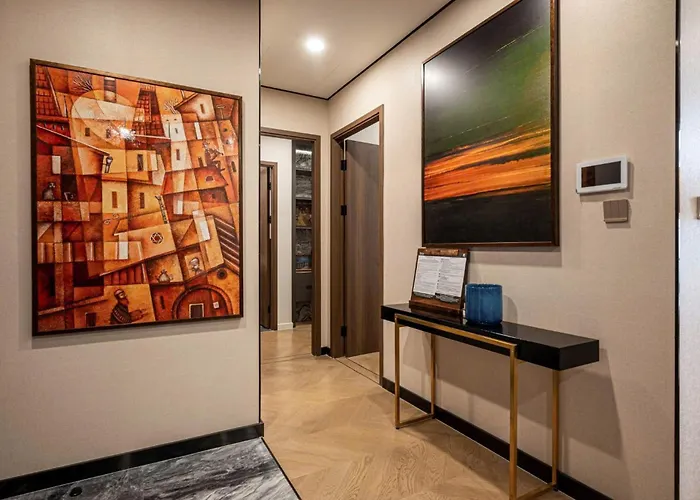 Molly Masteri Apartment