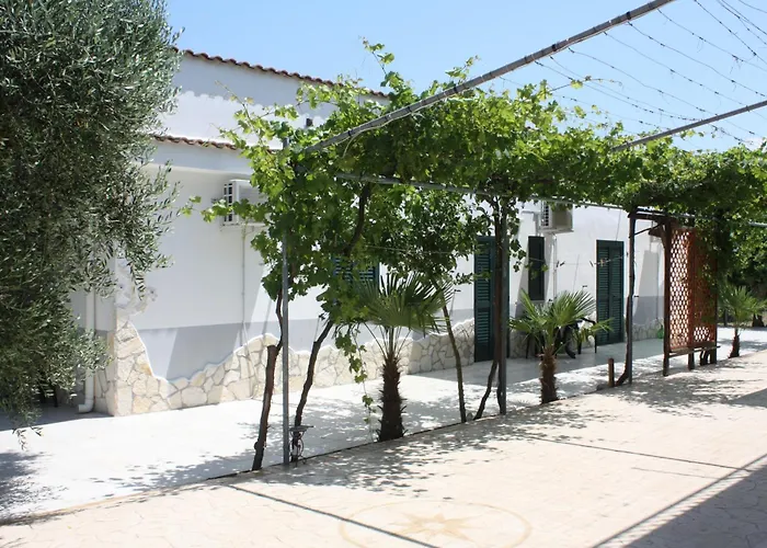 Vila Sejuda Alberghetto