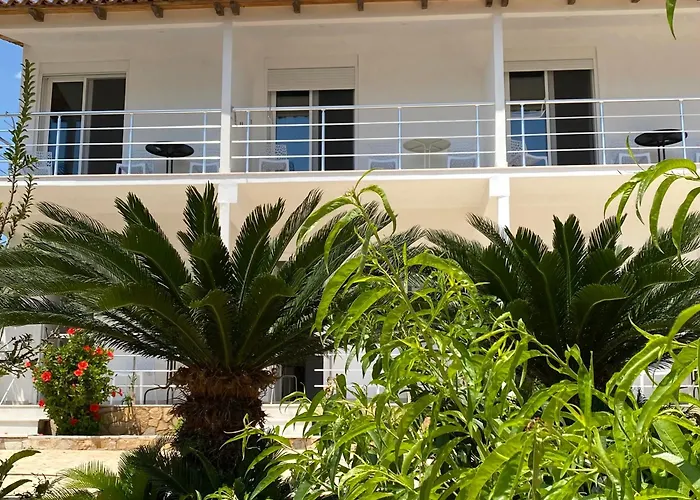 Guest House Plazhi