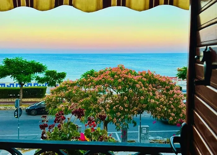Hice Room Lungomare Fronte Mare