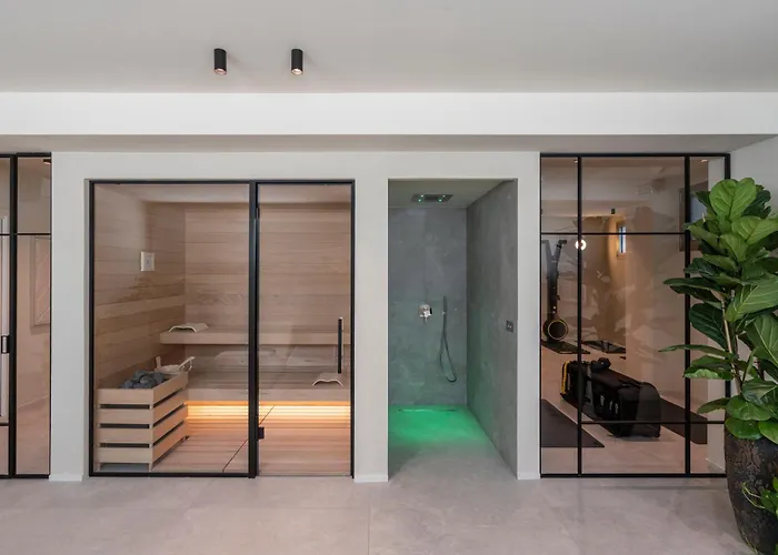  Opera Suite
