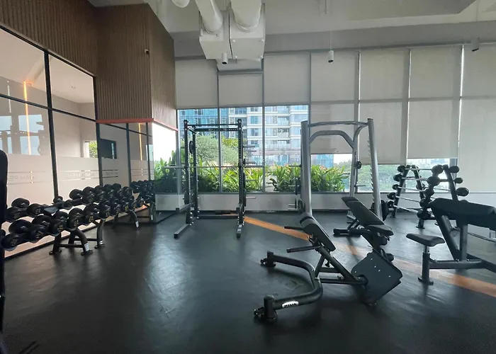Skyway White & Silver Riverside Resident - Binh Thanh, Hcm