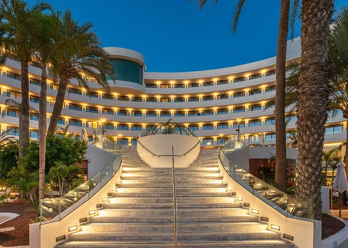 Resort: Mediterranean Palace