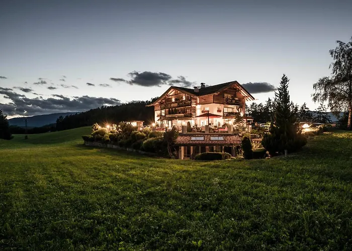 Hotel Jacuzzi: Alpine Boutique Villa Gabriela - Adults Only