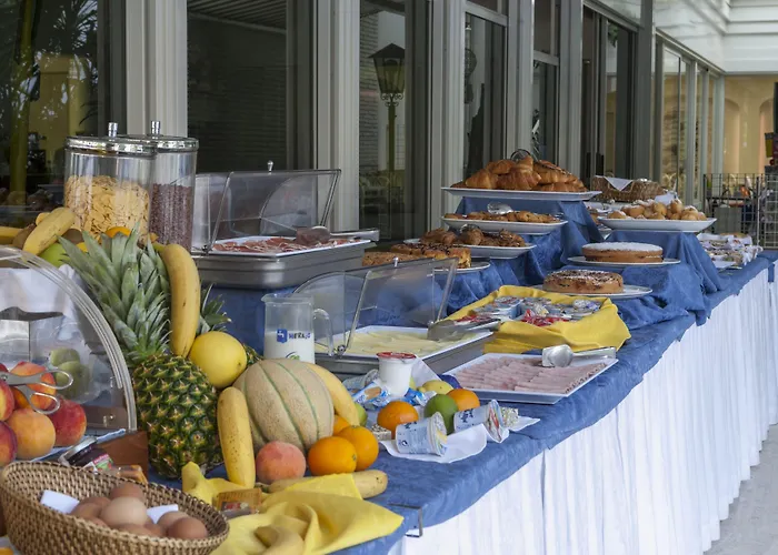 Hotel con vista: Hotel Diamond