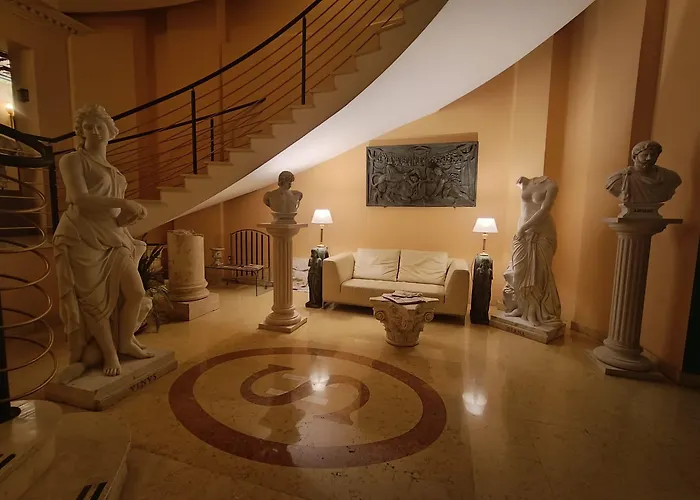 Albergo centrale: Seccy Hotel Boutique Art & Museum