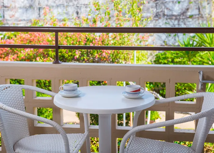 Primavera Beach Studios & Apartments