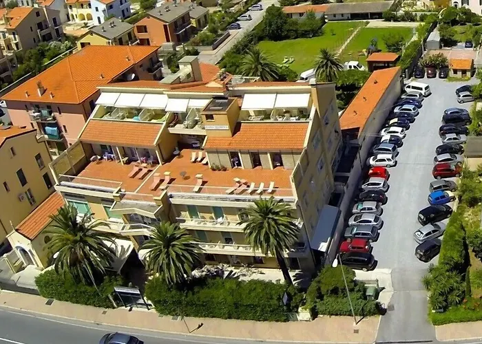  Casa Marina