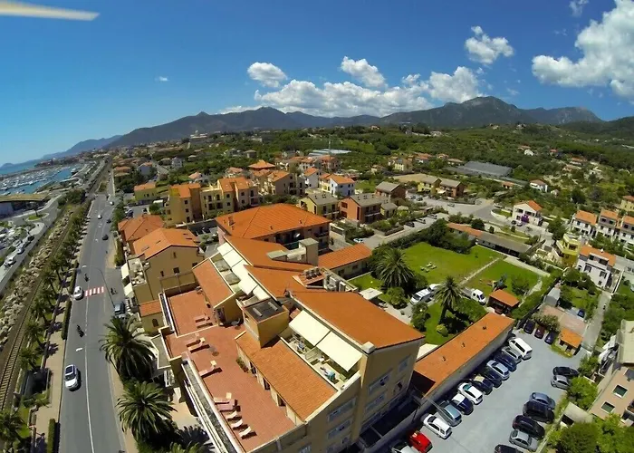  Casa Marina
