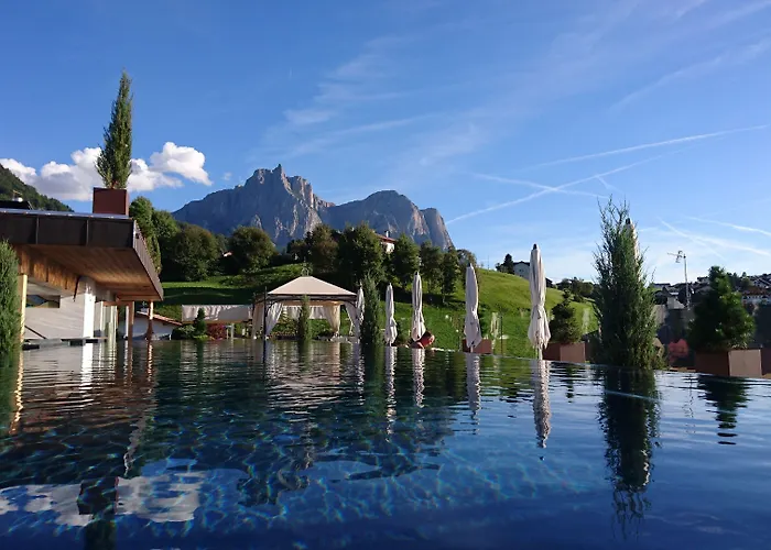 ABINEA Dolomiti Romantic SPA