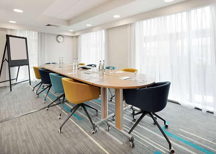  Hampton By Hilton London Docklands