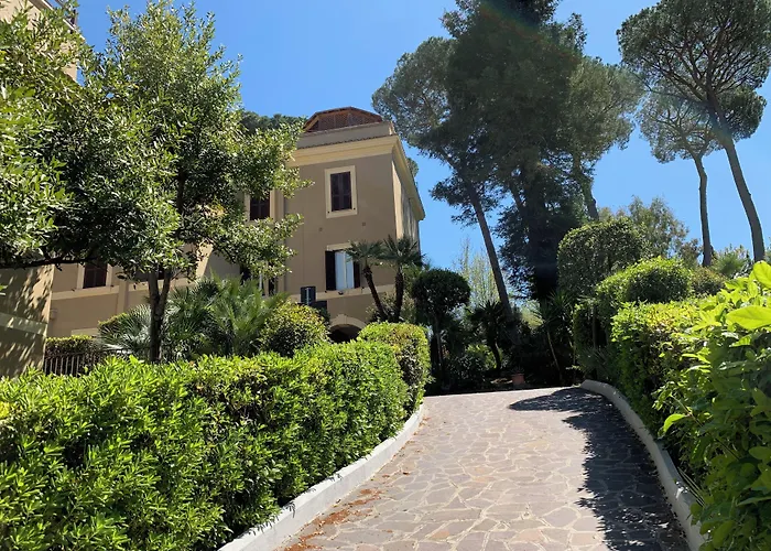 Hotel 3 stelle: Villa Angelina