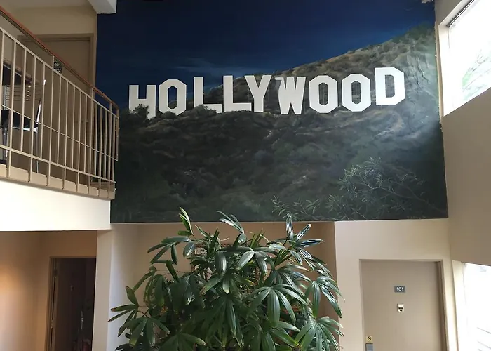 Albergo economico: Hollywood Orchid Suites