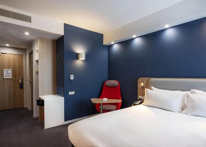 Holiday Inn Express - - Grand Arenas By Ihg