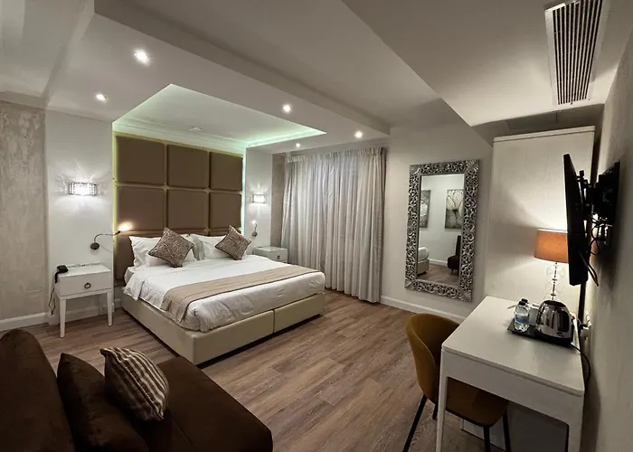 Hotel 3 stelle: Osborne Hotel