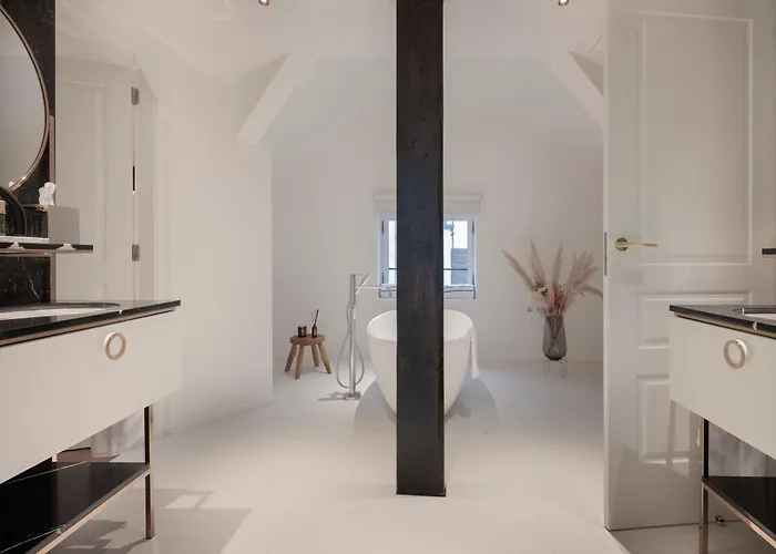 Maison Colbert Member of Meliá Collection Notre-Dame