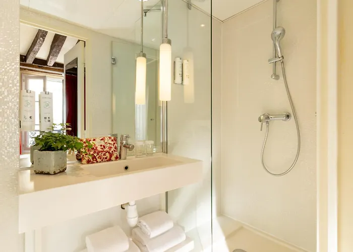 Hotel familiare: Hotel Des Deux Continents