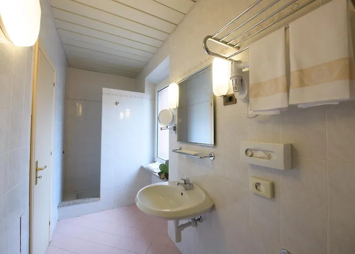 Hotel con vista: Hotel Button