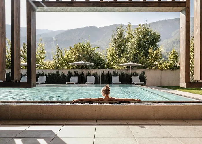 Hotel: Falkensteiner Hotel Kronplatz - The Leading Hotels Of The World (Adults Only)