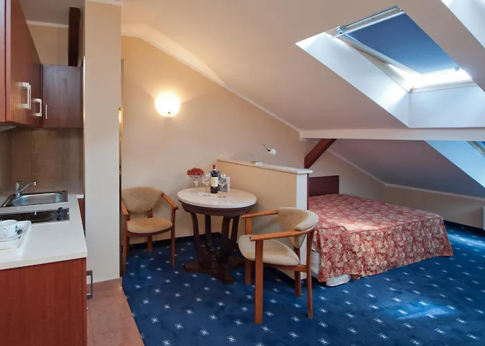 Booking Hotel & Spa