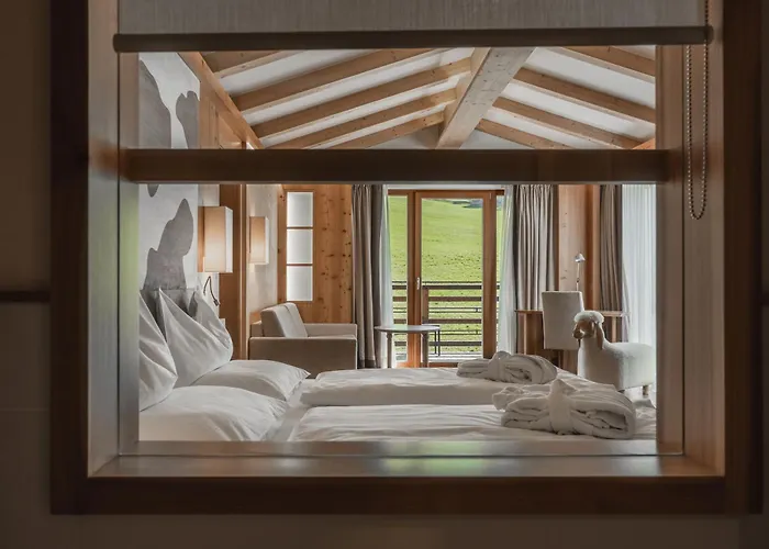 Hotel Emmy - Five Elements