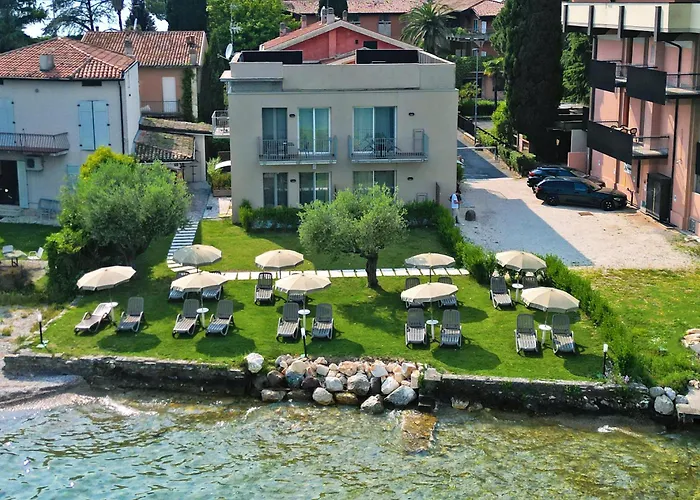 Smeraldo Dip Villa Canneto