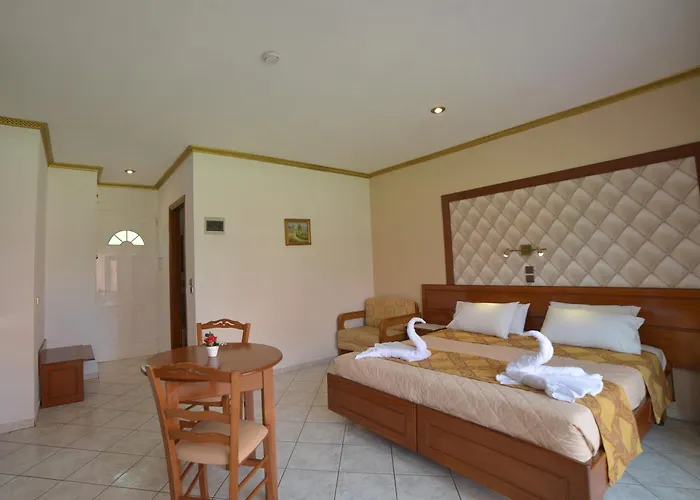 Angelina Hotel & Apartments