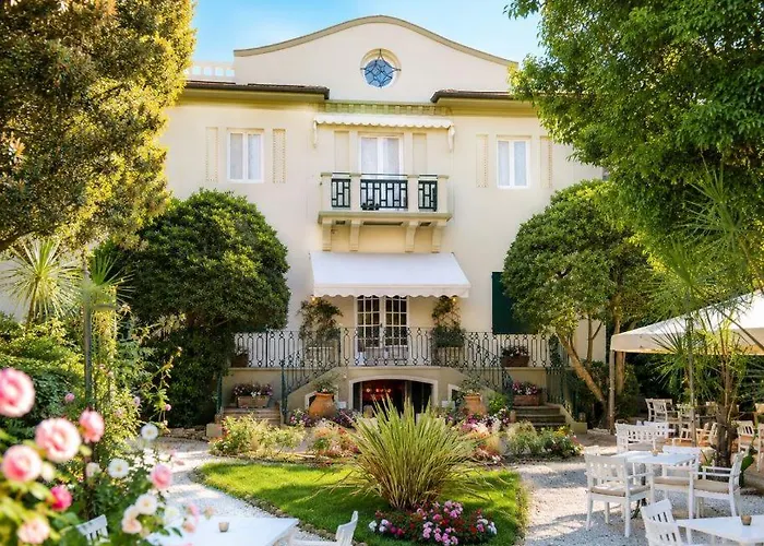 Hotel Club i Pini - Residenza d'Epoca in Versilia