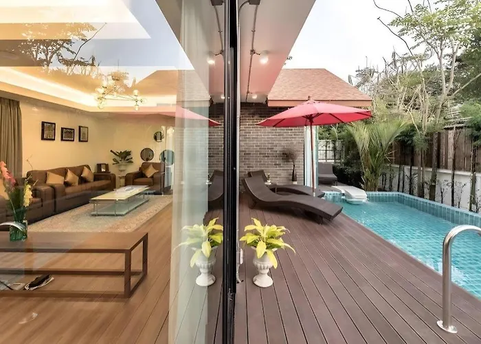 Mira Residence &
