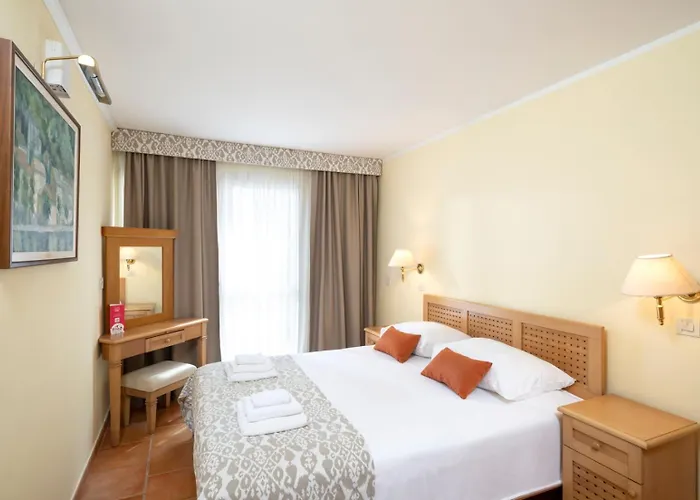 s Bellevue Plava Laguna
