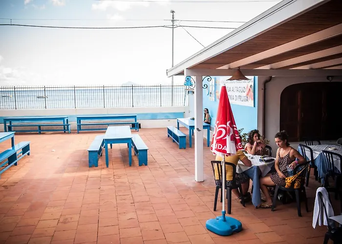 Hotel vicino al College: Camping Baia Unci