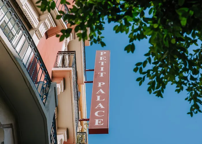 Hotel all'aeroporto: Petit Palace Ruzafa