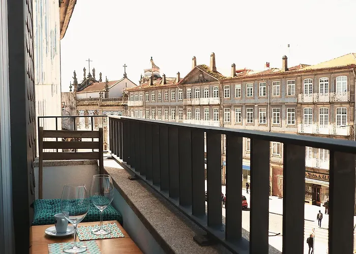 Carlos Alberto Balcony Apt