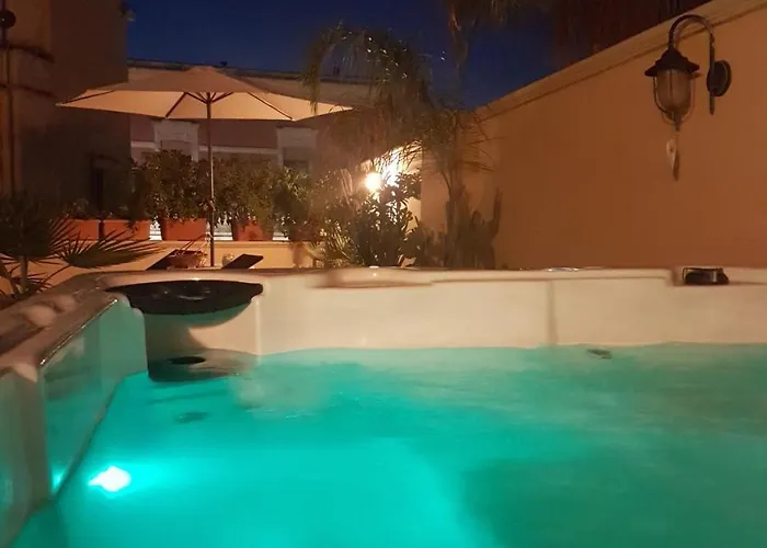 Hotel Jacuzzi: Palazzo Volta Boutique Luxury B&B